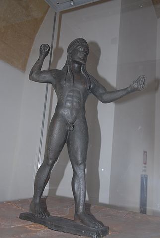 "Zeus ugento" di Chiocciolasud - Opera propria. Con licenza CC BY-SA 3.0 tramite Wikimedia Commons - https://commons.wikimedia.org/wiki/File:Zeus_ugento.JPG#/media/File:Zeus_ugento.JPG